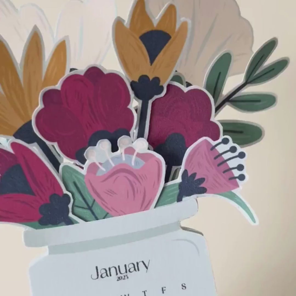 2026 Flower Desk Calendar – Minimal Floral PNG Design